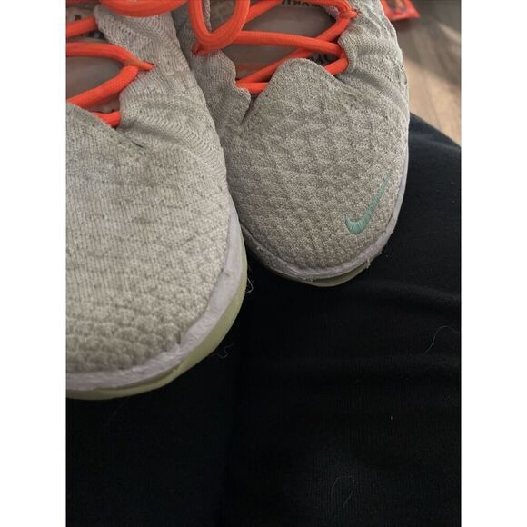 Nike Lebron XVIII Dynamic Turq-Ghost Glow Sneakers CQ9283 401 Diana Taurasi Blue - Picture 8 of 12